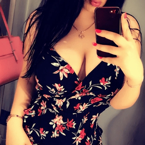 Call Girls in Nirman Nagar