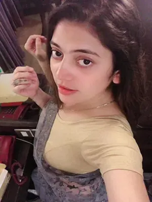 Call Girls in Nirman Nagar